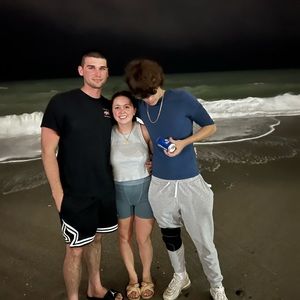 Meet your Posher, Ashton